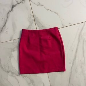 Fuscia pencil skirt